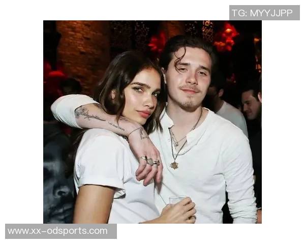 火辣啤酒妹现场助阵湖人曾与格里芬贝克汉姆大儿子有过约会